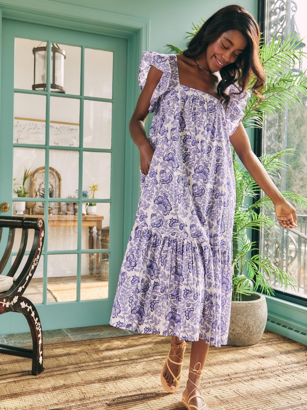 Blue and White Floral Tiered Midi Dress with Square Neck Size S